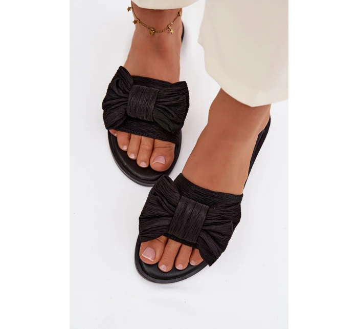 Dámské pantofle na nízkém podpatku s mašlí Černé model 21943318 - Boto