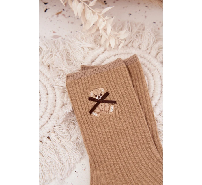 Dámské bavlněné žebrované ponožky s medvídkem – světle hnědé