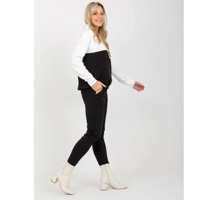 Souprava RV KMPL 8419.96P bílá a černá - FPrice