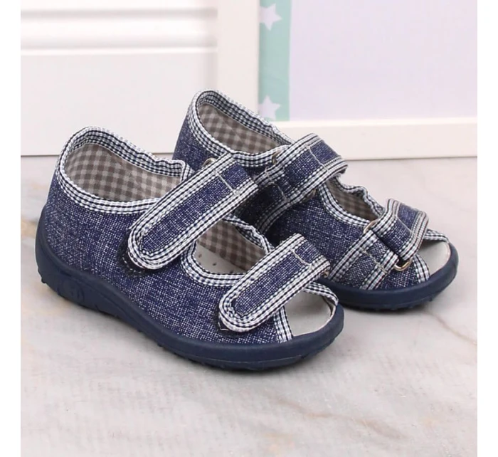 Chlapecké domácí pantofle sandály tmavě modré Nazo