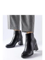 Boty na podpatku model 205849 Solea Boty na podpatku model 205849 Solea