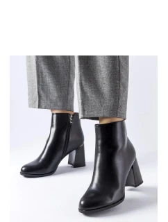 Boty na podpatku model 205849 Solea