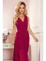 JUSTINE - Dlouhé dámské šaty v bordó barvě s výstřihem a zavazováním 362-5