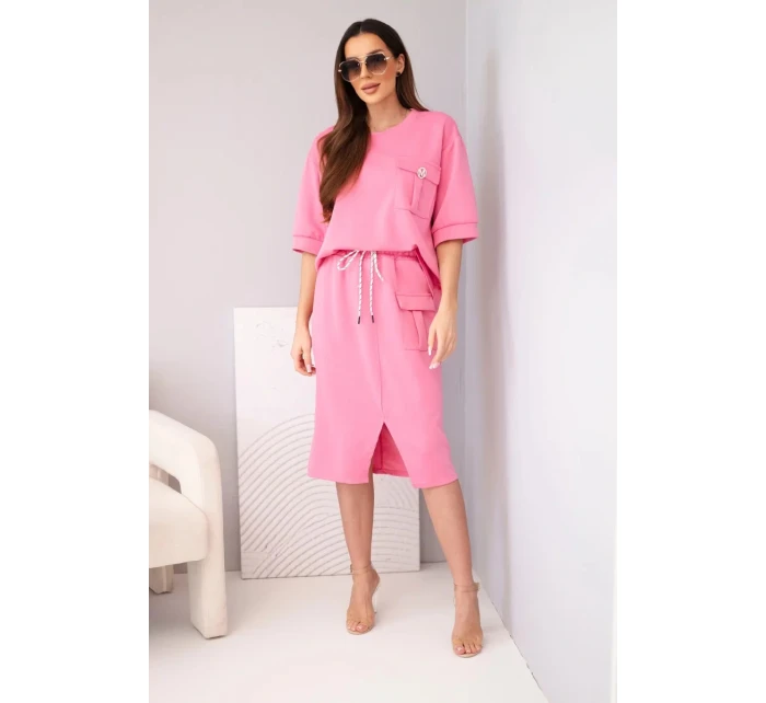 Dámský komplet máslový s halenkou a midi sukní růžový Dámský komplet máslový s halenkou a midi sukní růžový