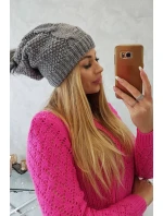 Sandra model 18750729 tmavě šedá fleecová čepice - K-Fashion Sandra model 18750729 tmavě šedá fleecová čepice - K-Fashion