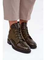 Lakované dámské kotníkové boty s ozdobným reliéfem vyhřívané Vinceza 16477 tmavě zelené