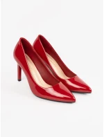 Pohodlné dámské  lodičky červené na jehlovém podpatku