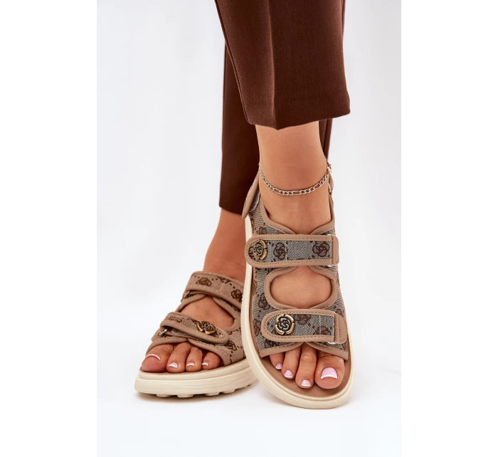 Dámské Vzorované Textilní Sandály Se Zlatými Detaily Khaki Pefese Dámské Vzorované Textilní Sandály Se Zlatými Detaily Khaki Pefese