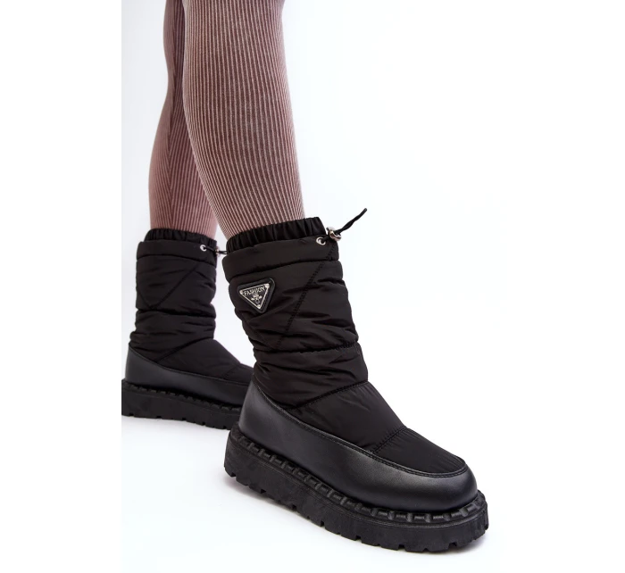 Dámské sněhule na tlusté podrážce černé Lureta Dámské sněhule na tlusté podrážce černé Lureta