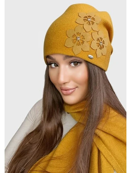 Dámská čepice model 21870978 bordó - Kamea