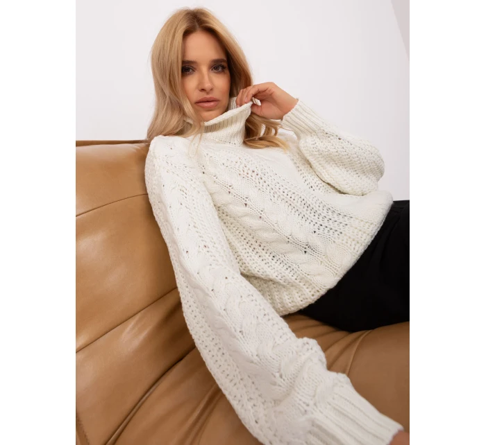 Sweter AT SW model 18900708 ecru - FPrice Sweter AT SW model 18900708 ecru - FPrice