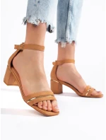 Trendy dámské sandály hnědé na širokém podpatku Trendy dámské sandály hnědé na širokém podpatku