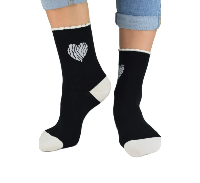 Dámské ponožky 048 G01 - NOVITI Dámské ponožky 048 G01 - NOVITI