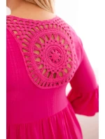 Dámské viskózové šaty Plus Size s model 21165814 ozdobou Fuchsiová - K-Fashion