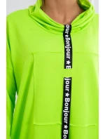 Zelené neonové šaty v barvě kravaty Zelené neonové šaty v barvě kravaty