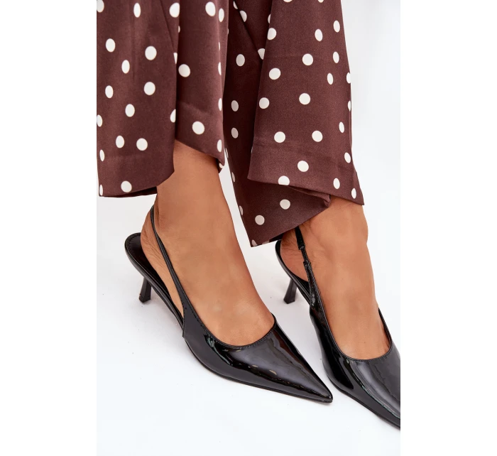 Lakované Lodičky Na Podpatku S Černé model 21704613 - Boto Lakované Lodičky Na Podpatku S Černé model 21704613 - Boto