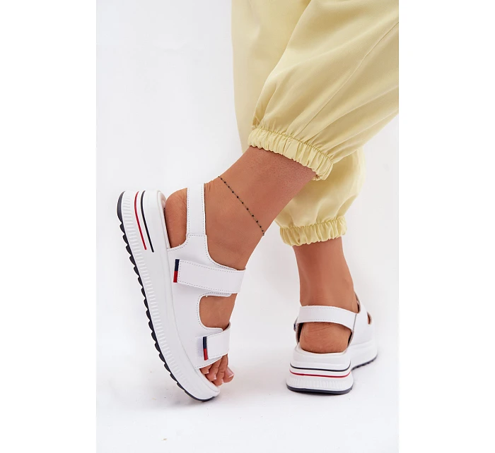 Kožené dámské sandály na platformě na suchý zip bílé Jemela Kožené dámské sandály na platformě na suchý zip bílé Jemela