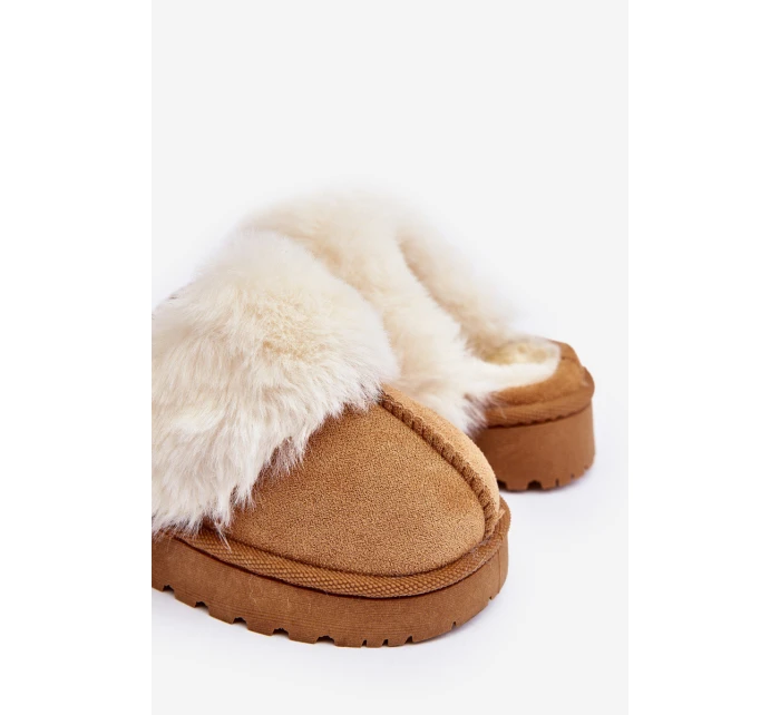 Dětské pantofle s kožešinou model 21639728 - Boto