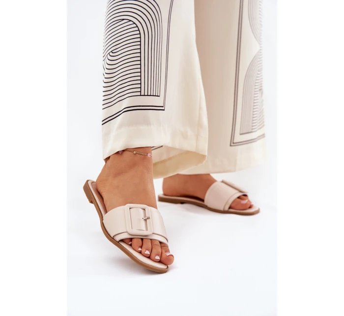 Ploché Dámské Sandály Eko Kožené S Přezkou Béžové model 21689397 - Boto Ploché Dámské Sandály Eko Kožené S Přezkou Béžové model 21689397 - Boto