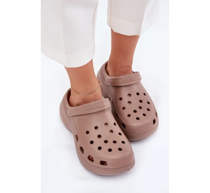 Dámské pěnové pantofle Big Star – tmavě béžové Dámské pěnové pantofle Big Star – tmavě béžové