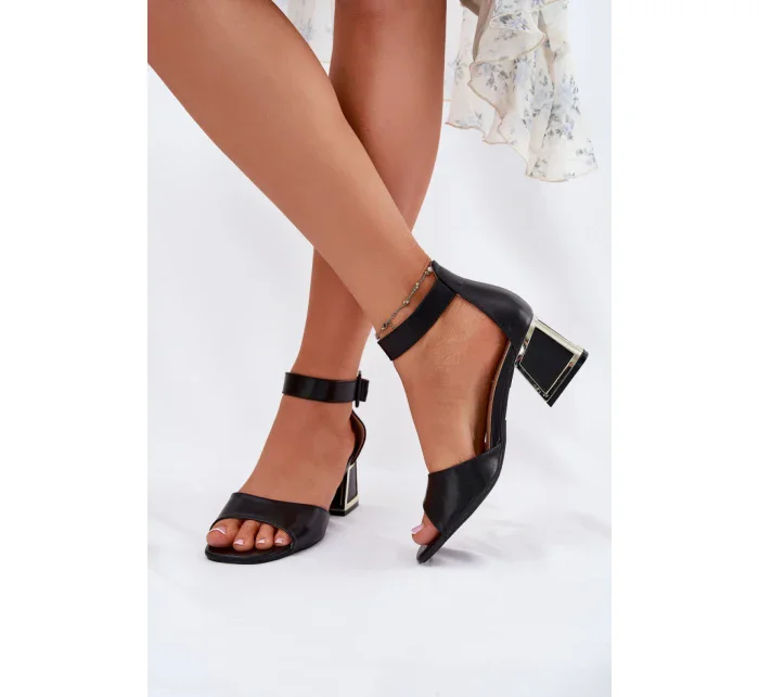 Sandály na podpatku model 213930 Step in style Sandály na podpatku model 213930 Step in style