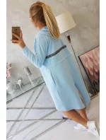 Delší zadní plášť modrý Delší zadní plášť modrý