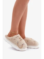 Futrzane Pantofle S Odznaky Béžové Ivelfedi Futrzane Pantofle S Odznaky Béžové Ivelfedi