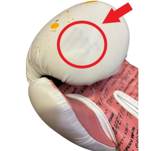 Boxerské rukavice - model 21347320 Boxerské rukavice - model 21347320