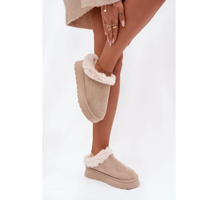 Dámské sněhule na platformě s kožešinkou a prošitími světle béžové Arelina Dámské sněhule na platformě s kožešinkou a prošitími světle béžové Arelina