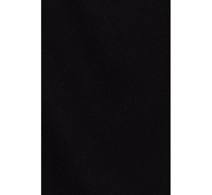 Asymetrické šaty s výstřihem z úpletu černé model 20515132 - Moe Asymetrické šaty s výstřihem z úpletu černé model 20515132 - Moe