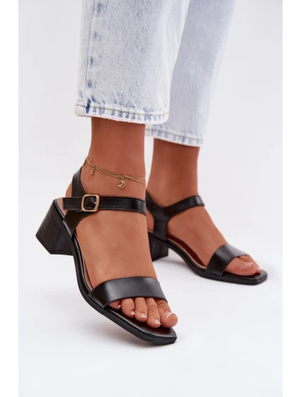 Sandály na podpatku  model 225113 Step in style