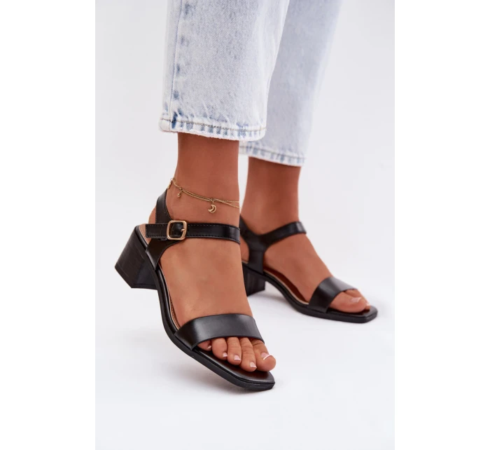 Sandály na podpatku  model 225113 Step in style