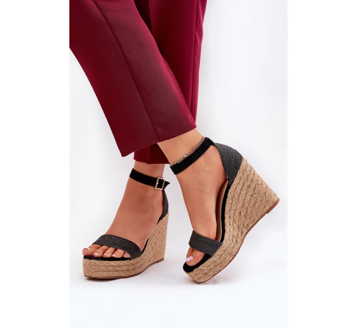 Dámské Sandály Na Klínu S Pleteninou Černé Adelio Dámské Sandály Na Klínu S Pleteninou Černé Adelio