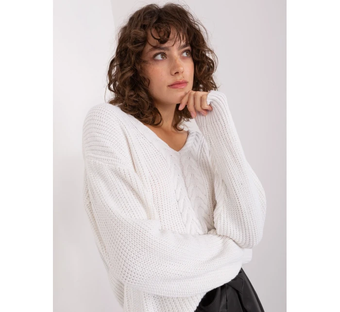 BA SW 8028 jumper.32 ecru BA SW 8028 jumper.32 ecru