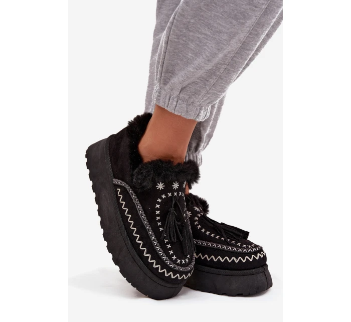 Dámské sněhule na platformě s kožíškem a třásněmi Černé model 21744632 - Boto