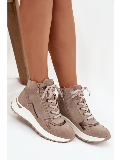Dámské sportovní kotníkové boty na platformě z přírodního semiše Zazoo – béžové Dámské sportovní kotníkové boty na platformě z přírodního semiše Zazoo – béžové
