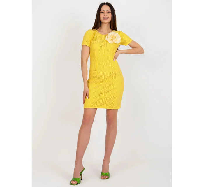 Dámské šaty LK SK model 21049878 Tmavě žlutá - Lakerta Dámské šaty LK SK model 21049878 Tmavě žlutá - Lakerta