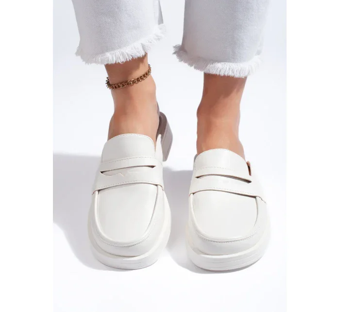 Výborné dámské  nazouváky bílé platforma