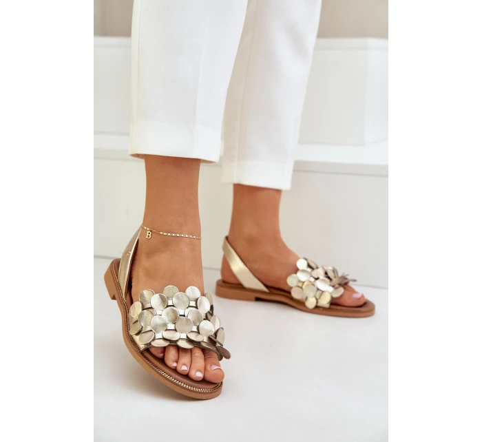 Kožené sandály na plochém podpatku Zazoo 40425 zlaté