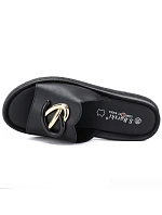 Dámské kožené žabky na platformě černé S.Barski KV61-6046