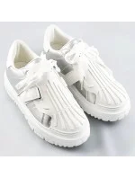 Stříbrno-bílé dámské sportovní boty se zakrytým šněrováním (RA2049) Stříbrno-bílé dámské sportovní boty se zakrytým šněrováním (RA2049)