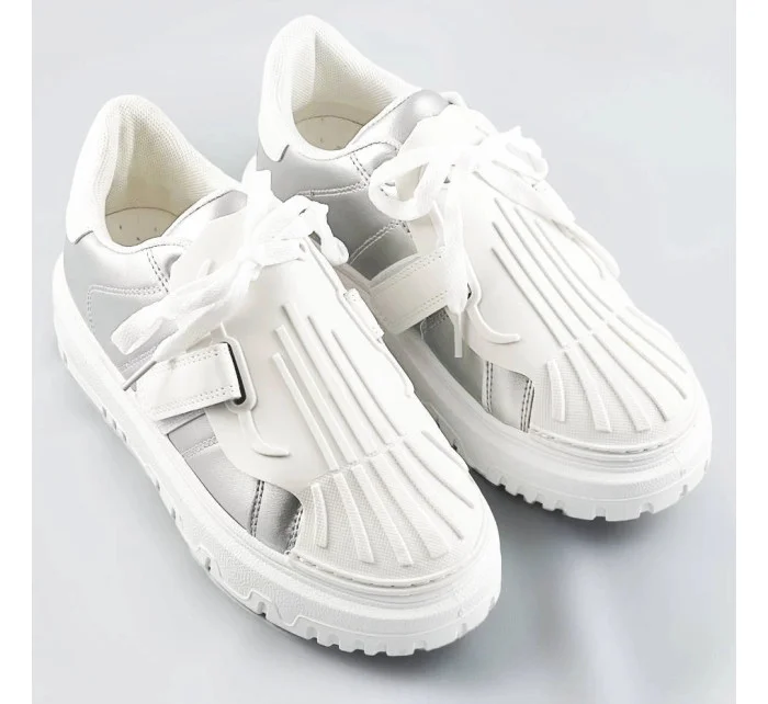 Stříbrno-bílé dámské sportovní boty se zakrytým šněrováním (RA2049) Stříbrno-bílé dámské sportovní boty se zakrytým šněrováním (RA2049)