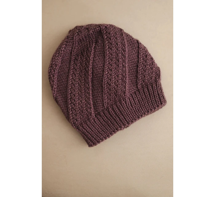 Dámská zimní čepice z vlny K441 švestková Dámská zimní čepice z vlny K441 švestková