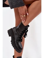 Zateplené dámské kotníkové boty s ozdobným šněrováním černé Elindra