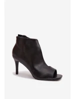 Dámské sandály na podpatku Černé model 22037749 - Boto