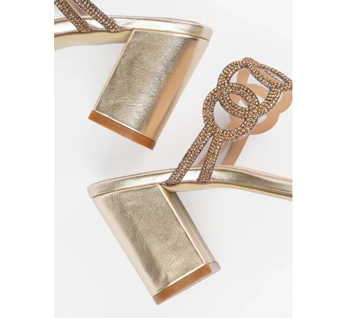 Originální  nazouváky zlaté dámské na širokém podpatku