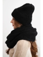 Dámská souprava s čepicí a šálou z měkkého úpletu černý