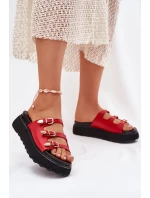 Dámské Klapky Na Platformě S Pásky Červené model 21698711 - Boto