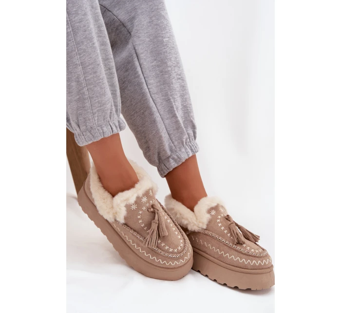 Dámské sněhule na platformě s kožíškem a třásněmi béžové Ferayne Dámské sněhule na platformě s kožíškem a třásněmi béžové Ferayne