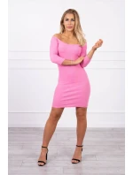 Pruhované přiléhavé šaty ve světle růžové barvě